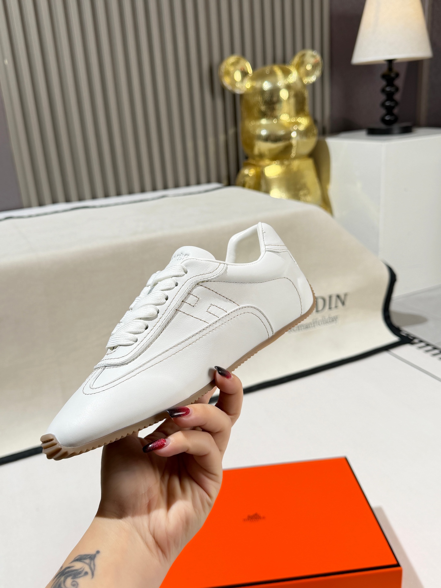 Women's high heels